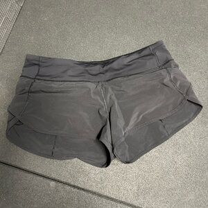 Lululemon speed shorts 2.5”
